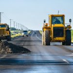 Noord-Dakota’s Dappere Stap: Nieuwe Kosten om Wegenreparaties de Toekomst in te Stuwen